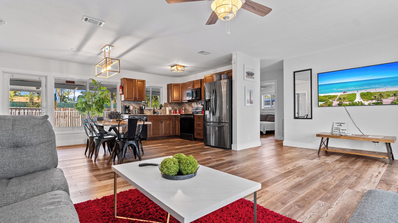 Photo of Bedroom in Pompano Isles