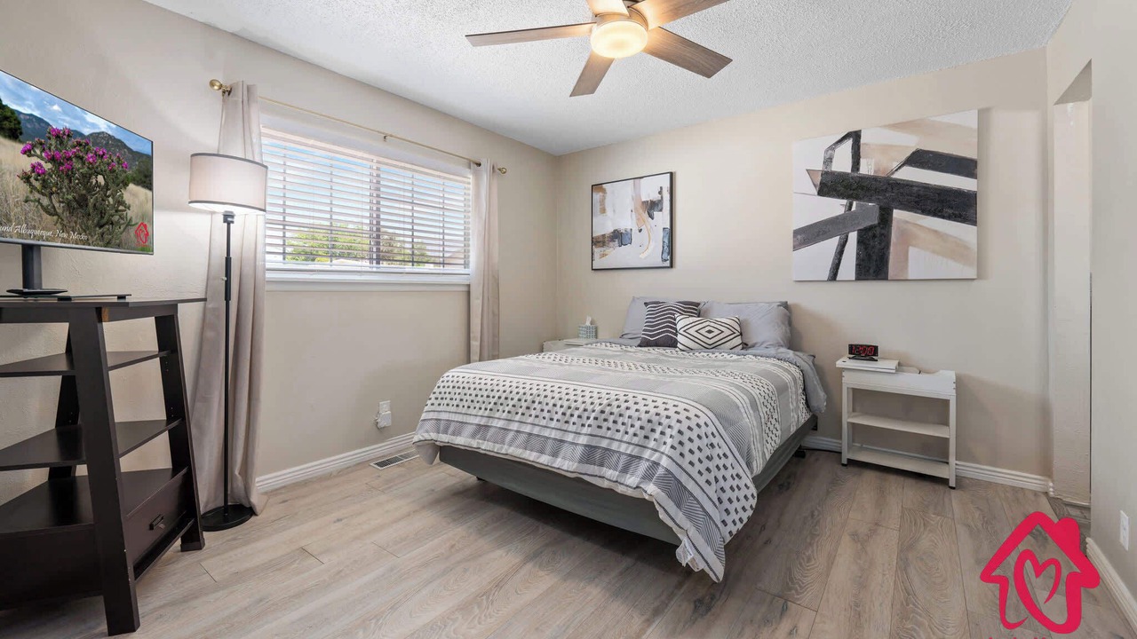 Photo of Bedroom in Northeast Heights