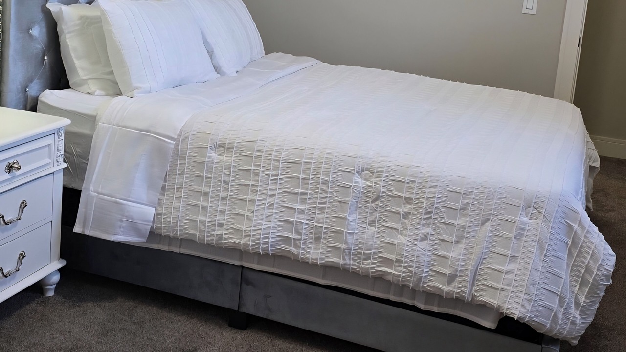 Photo of Bedroom in Lyalta