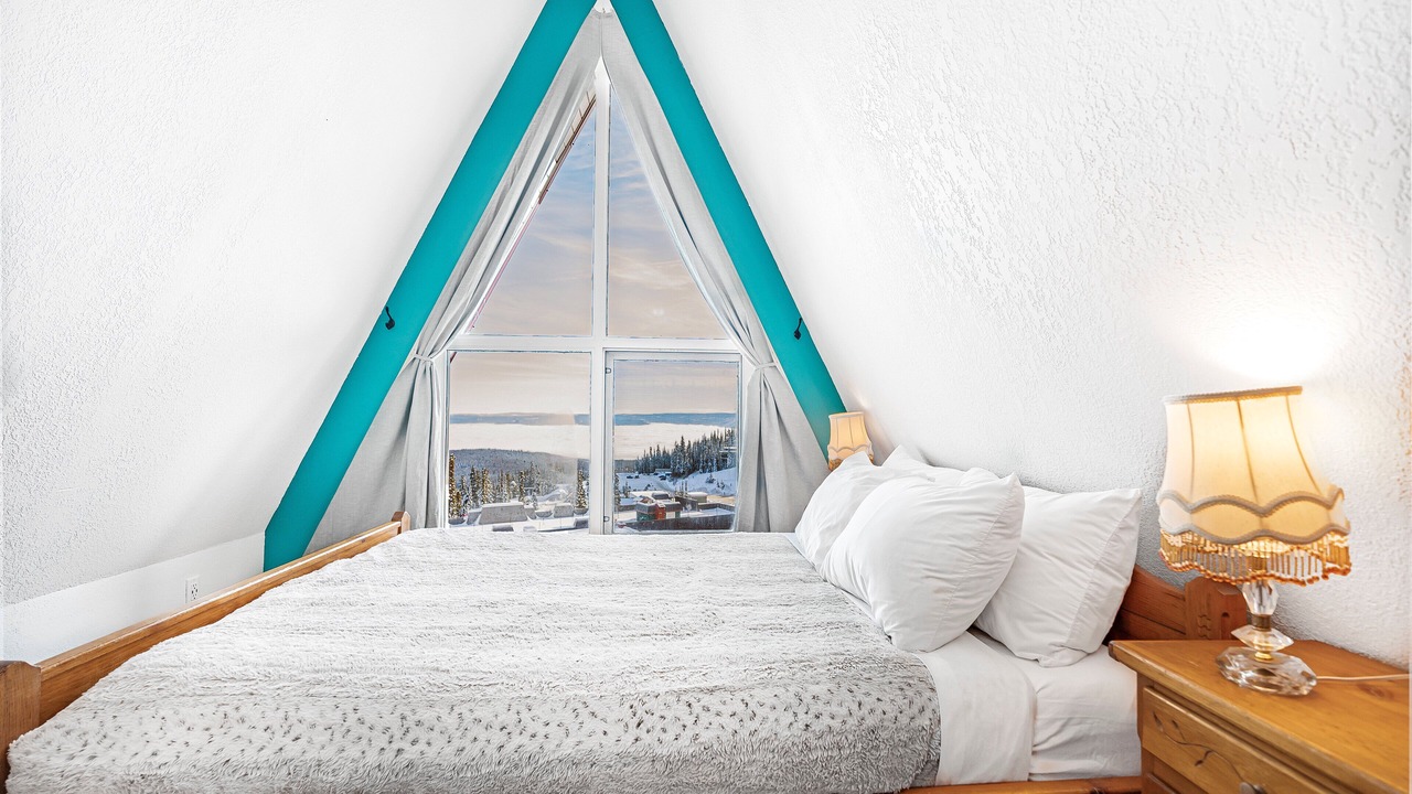Photo of Bedroom in Silver Star Mountain