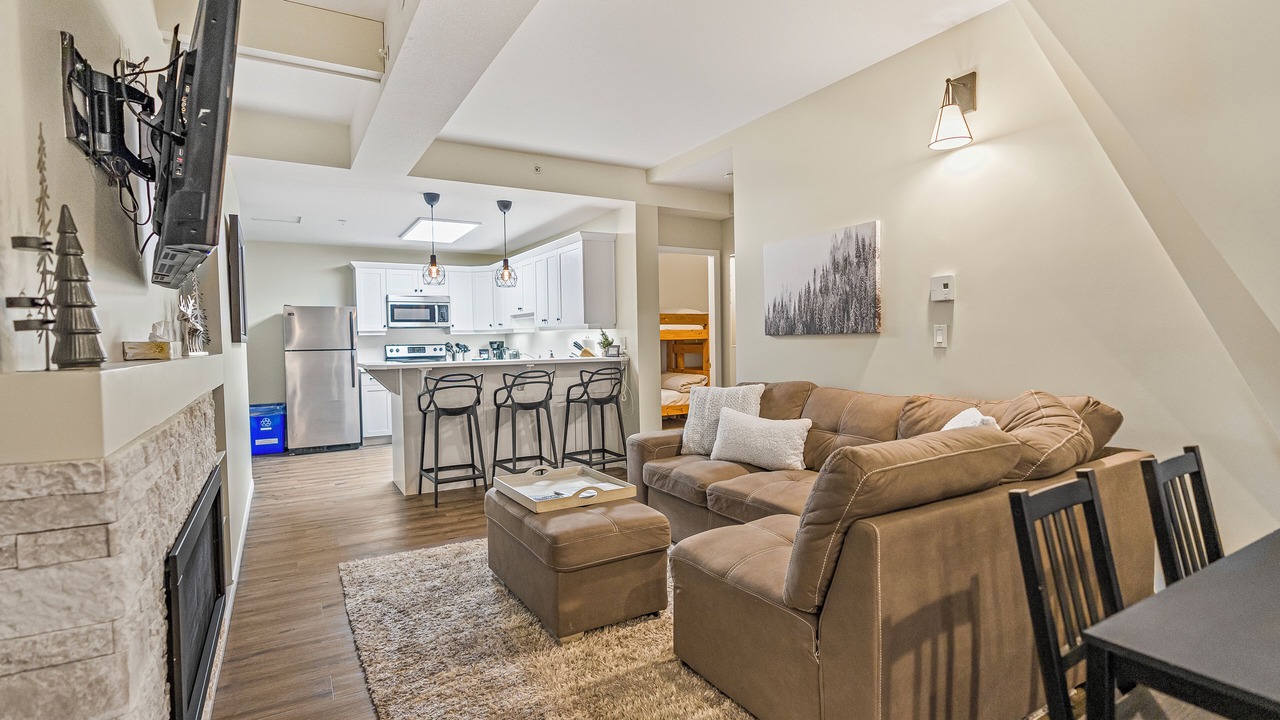 Photo of Livingroom in Silver Star Mountain