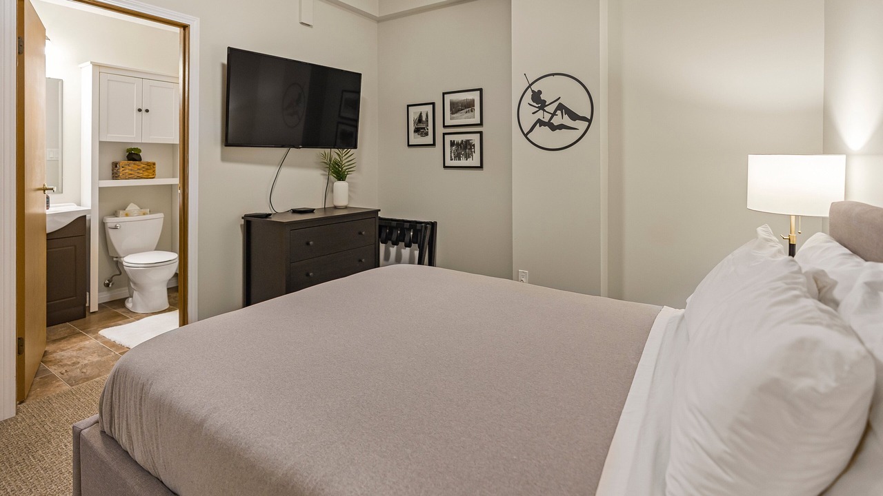 Photo of Bedroom in Silver Star Mountain