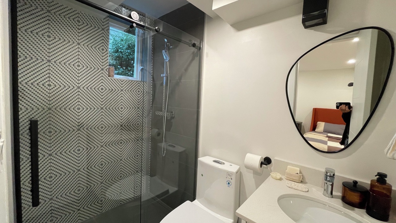 Photo of Bathroom in Hollyburn