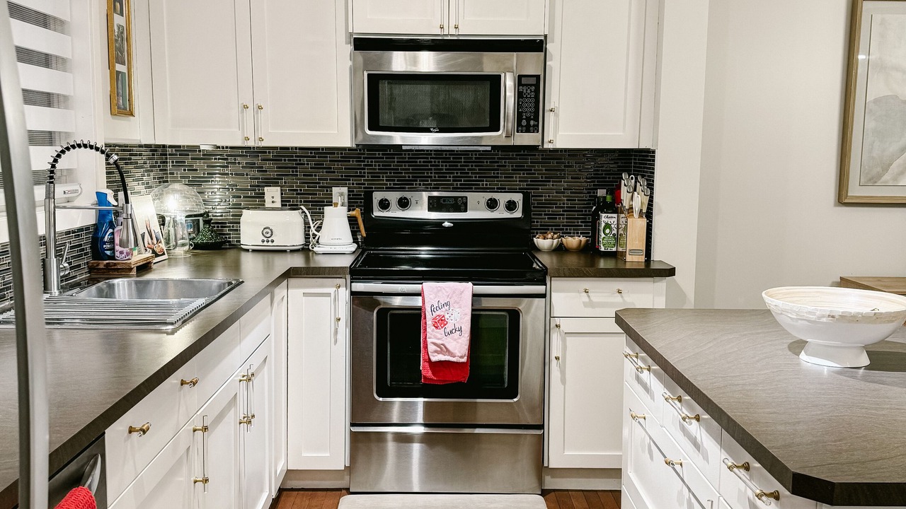 Photo of Kitchen in Southeast Calgary