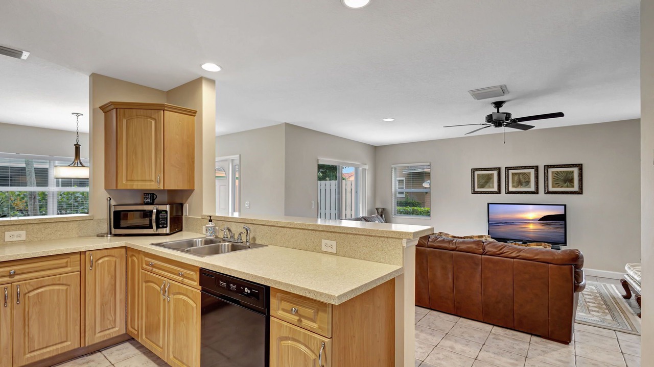 Photo of Kitchen in Greenview Shores