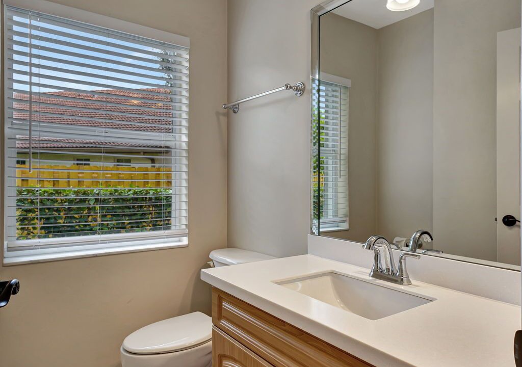 Photo of Bathroom in Greenview Shores