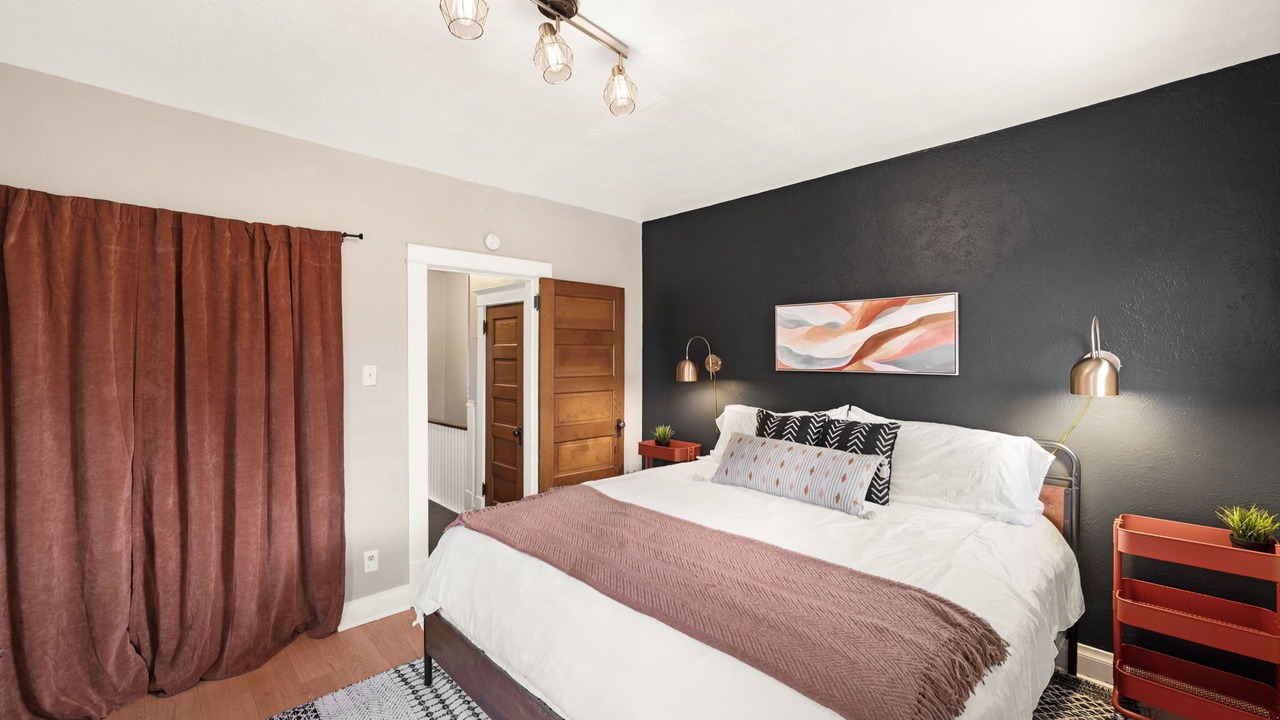 Photo of Bedroom in Speer