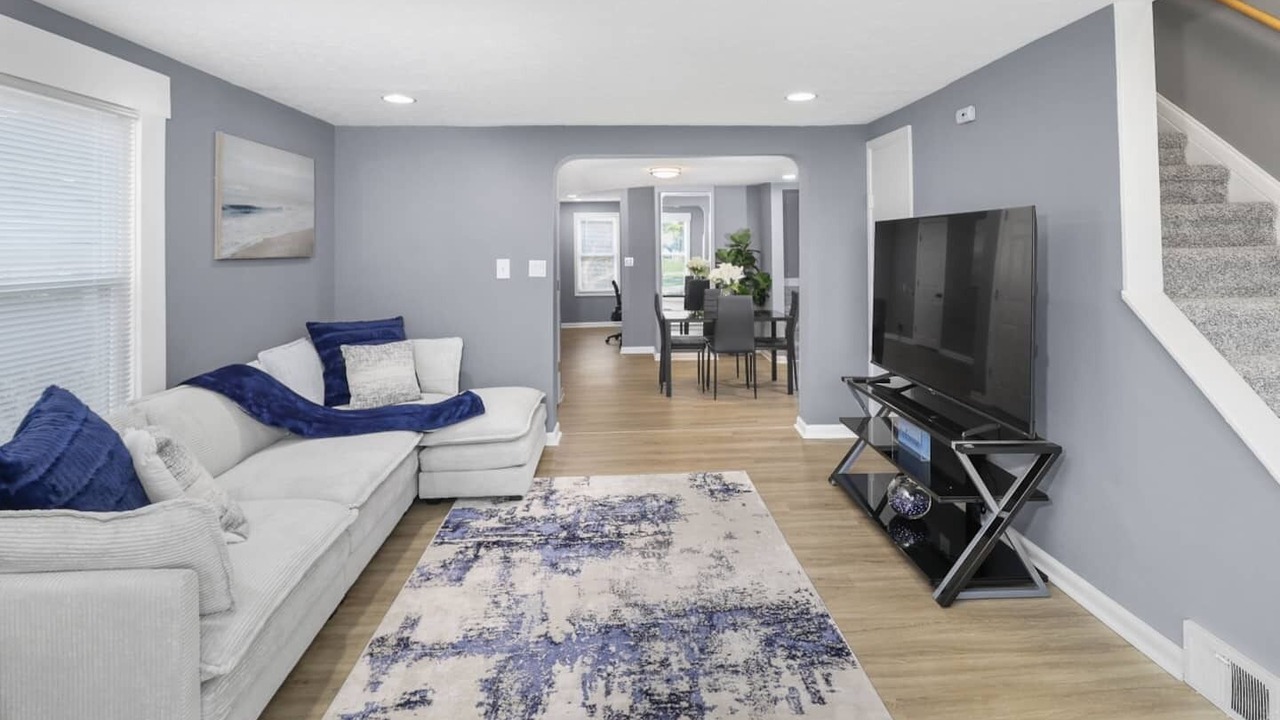 Photo of Livingroom in Brook Park