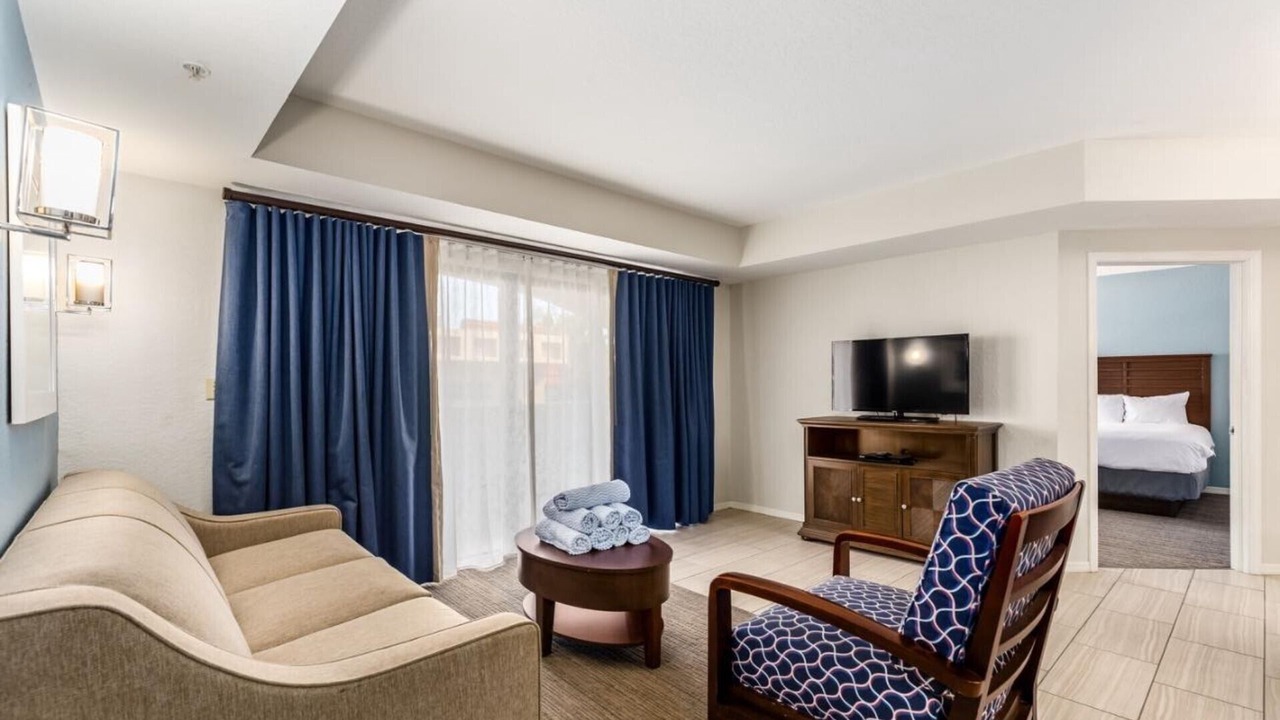Photo of Livingroom in Harbor Village