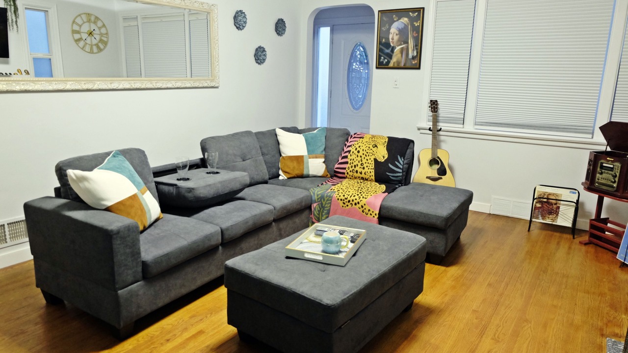 Photo of Livingroom in Southwest Edmonton