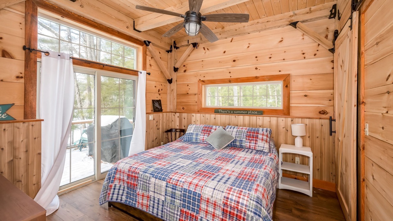 Photo of Bedroom in Meredith