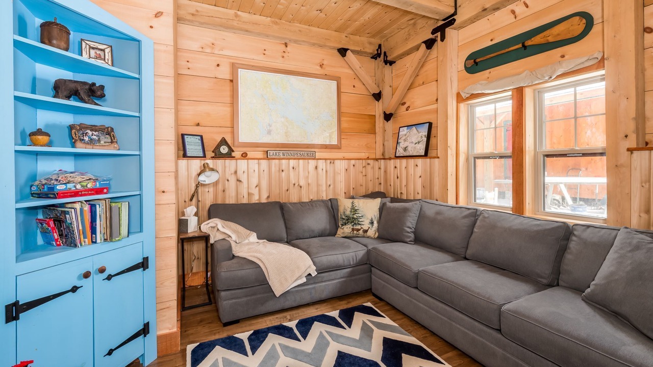 Photo of Livingroom in Meredith