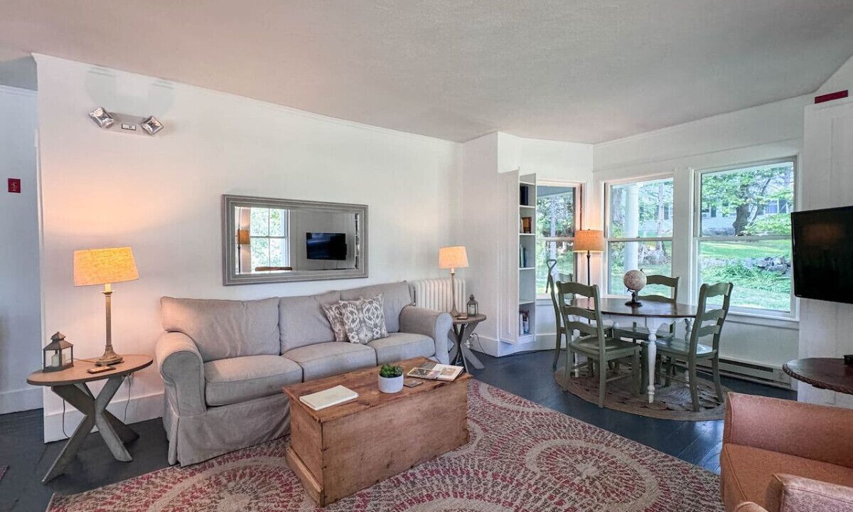 Photo of Livingroom in Jackson