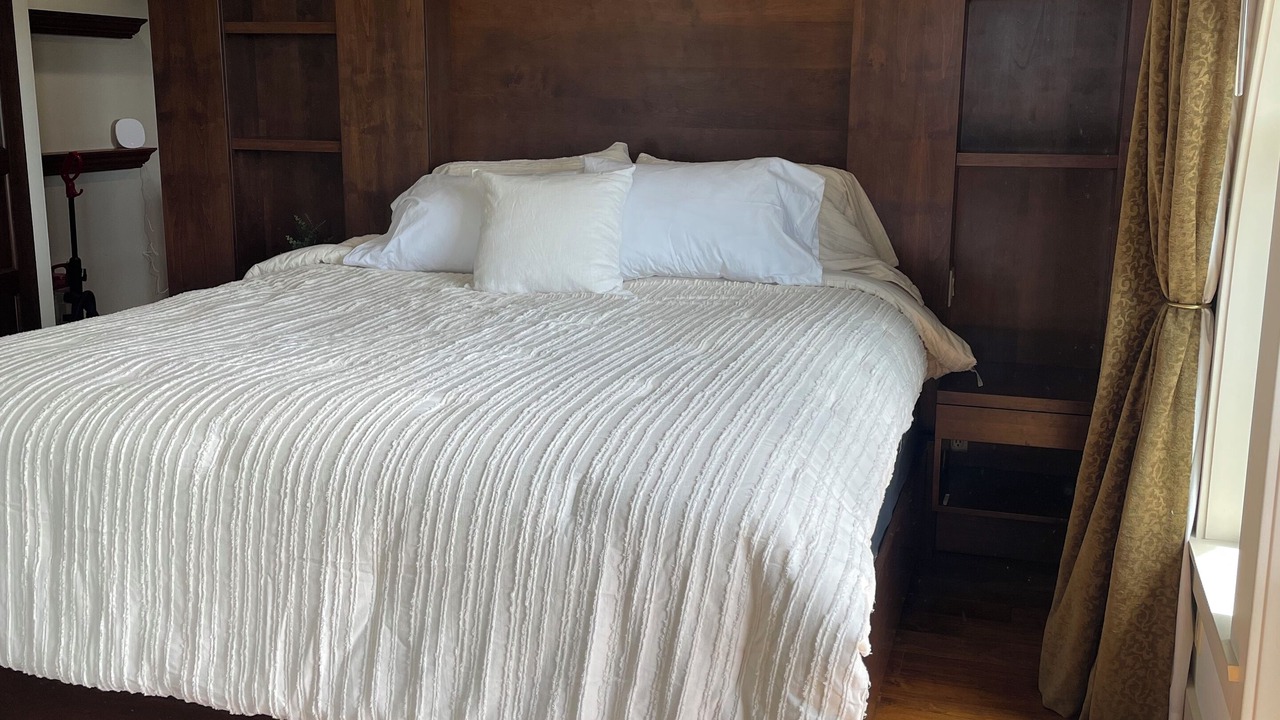 Photo of Bedroom in Burnaby
