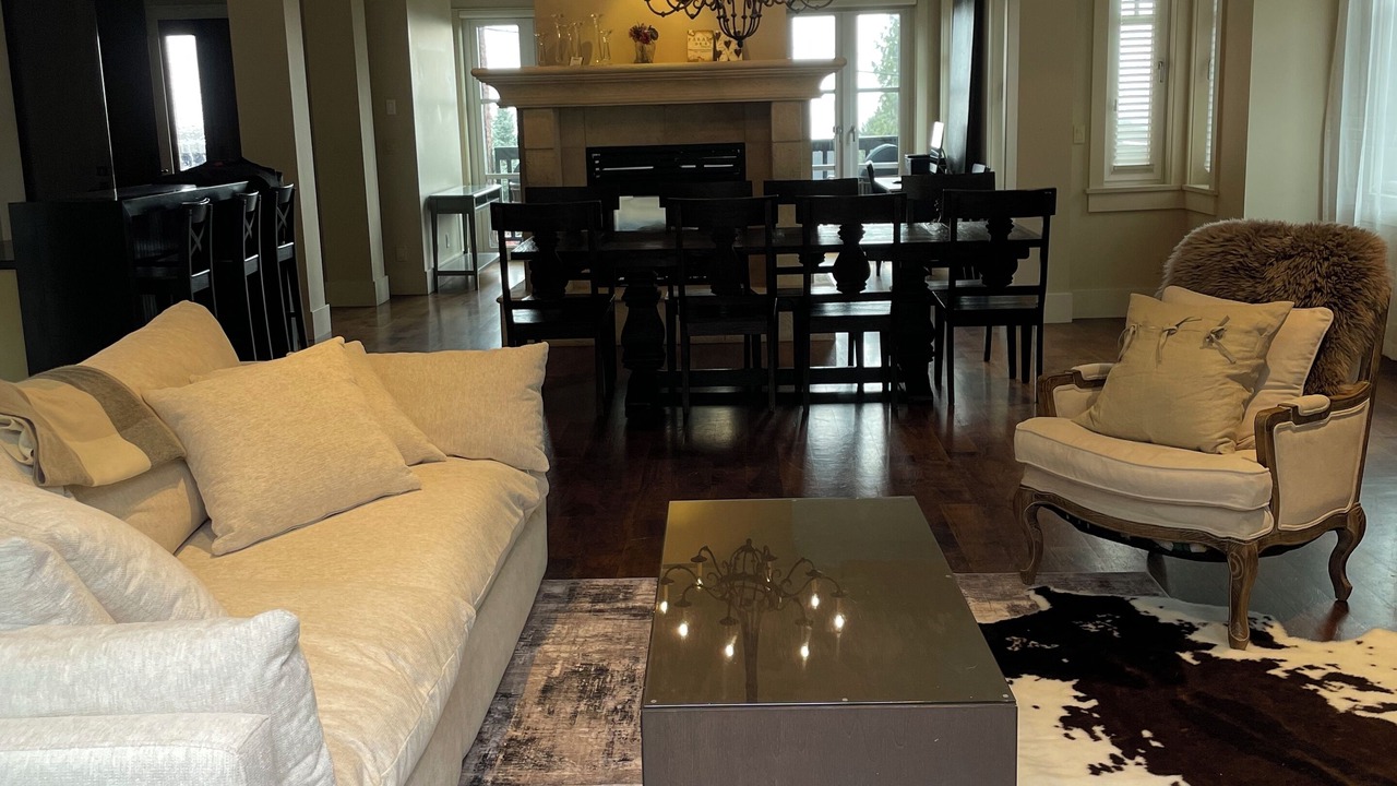 Photo of Livingroom in Burnaby