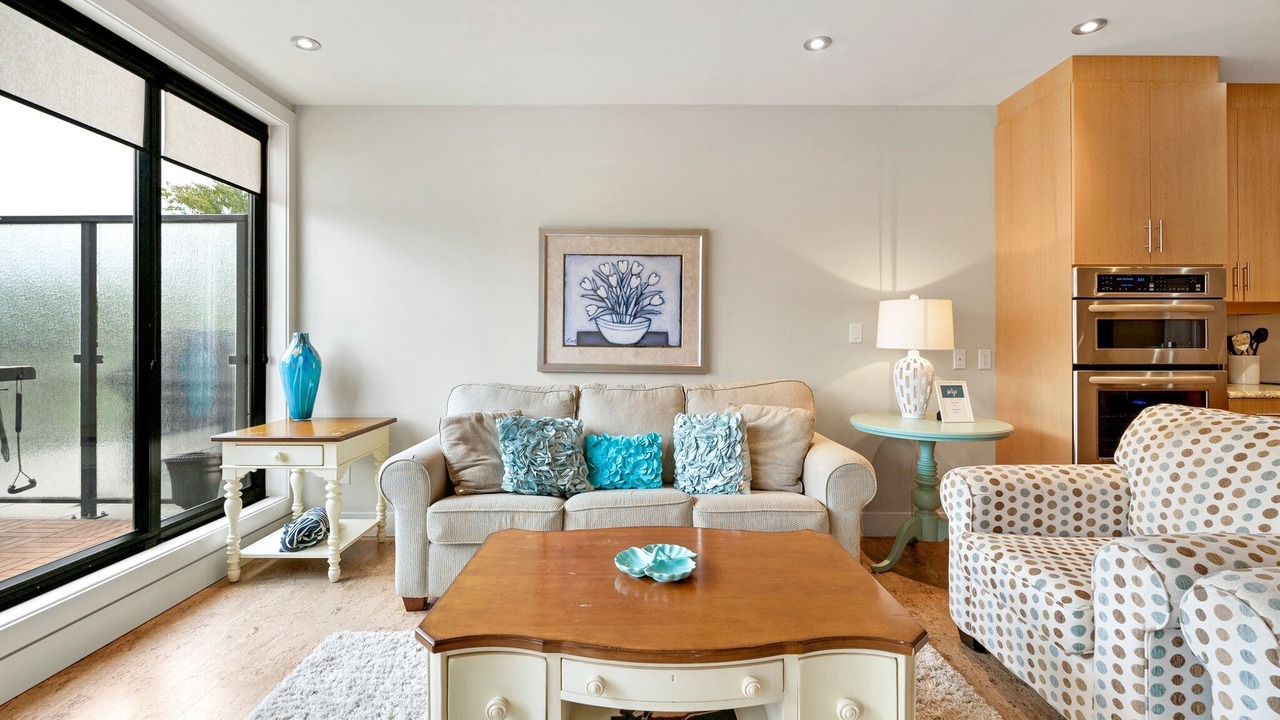 Photo of Livingroom in Sicamous