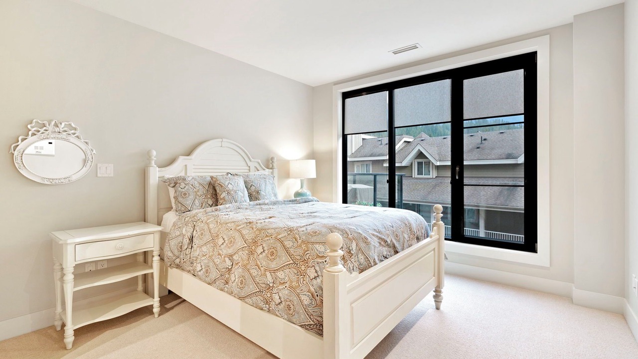 Photo of Bedroom in Sicamous