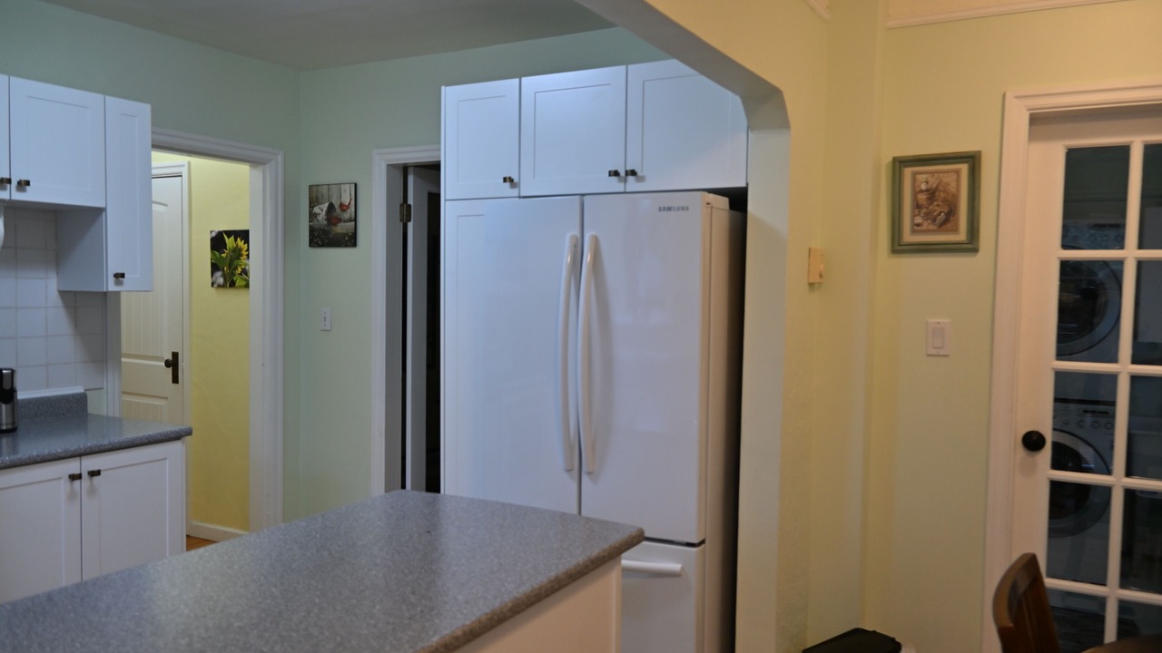 Photo of Kitchen in View Royal