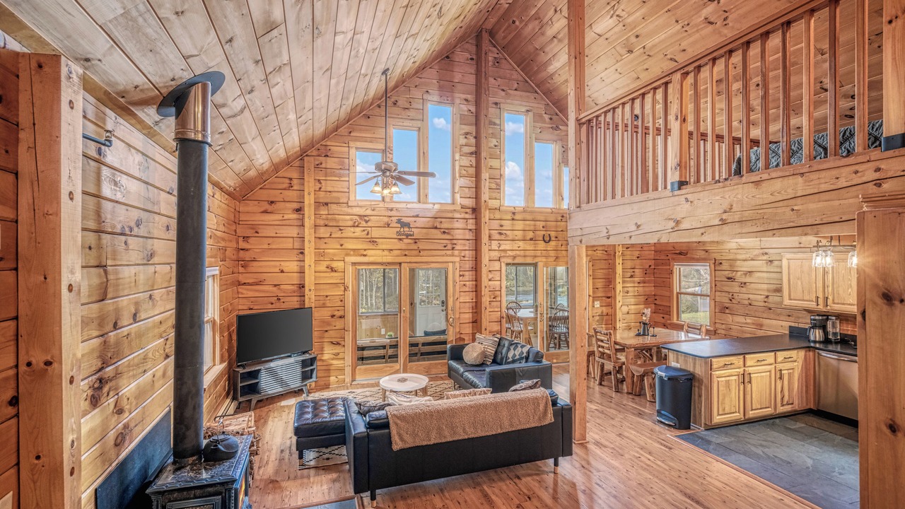 Photo of Livingroom in Twin Mountain