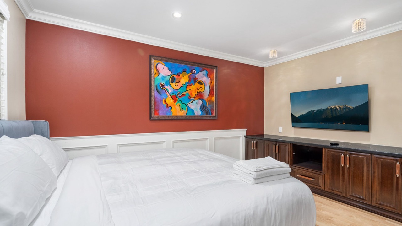 Photo of Bedroom in West Vancouver