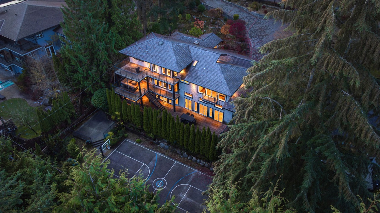 Photo of Outdoor in West Vancouver