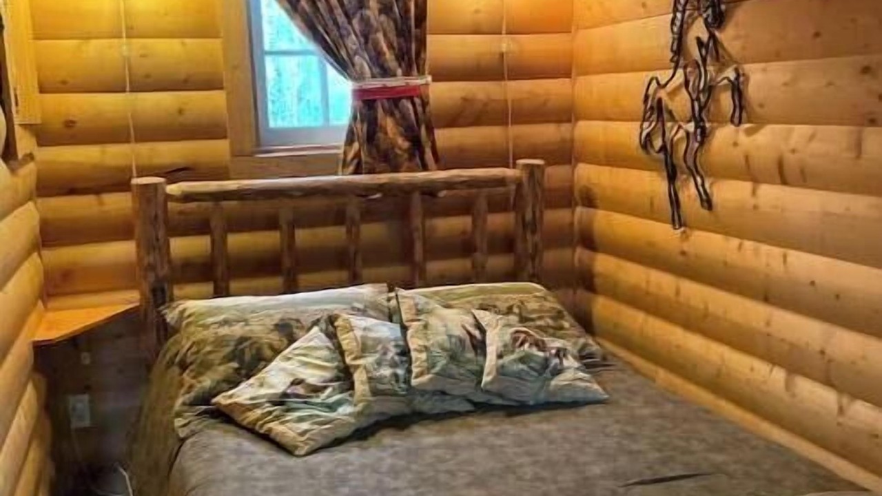 Photo of Bedroom in Winfield