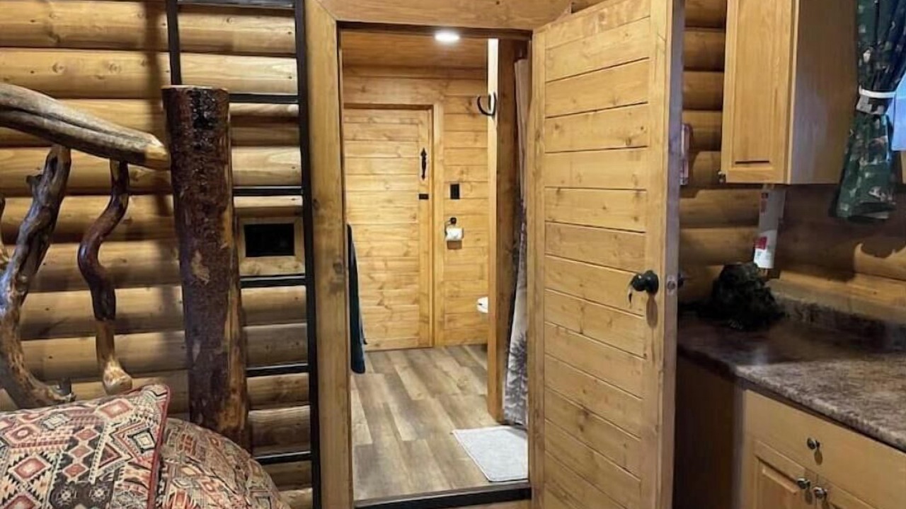 Photo of Bedroom in Winfield