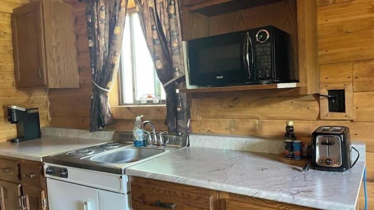 Photo of Kitchen in Division No. 11