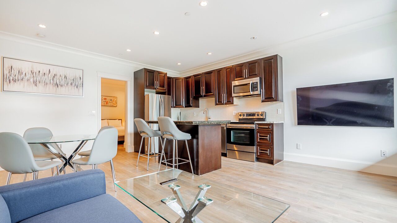 Photo of Livingroom in Dundarave