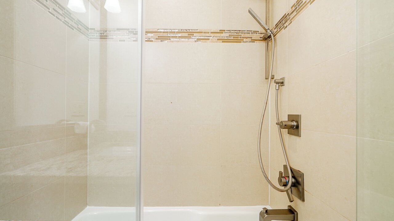 Photo of Bathroom in Dundarave