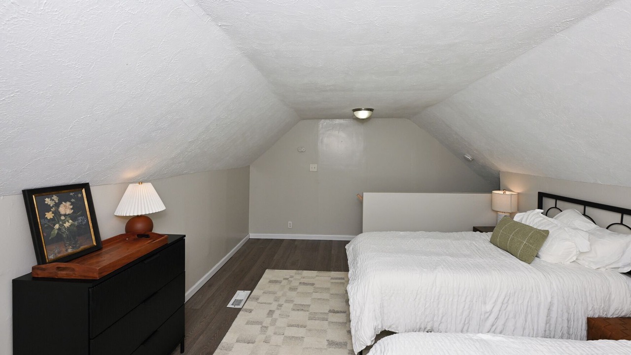 Photo of Bedroom in Tremont
