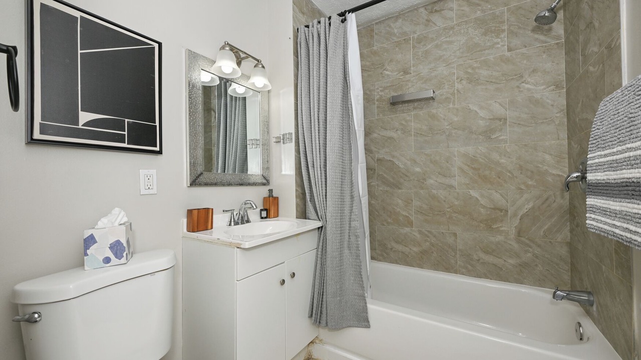 Photo of Bathroom in Tremont