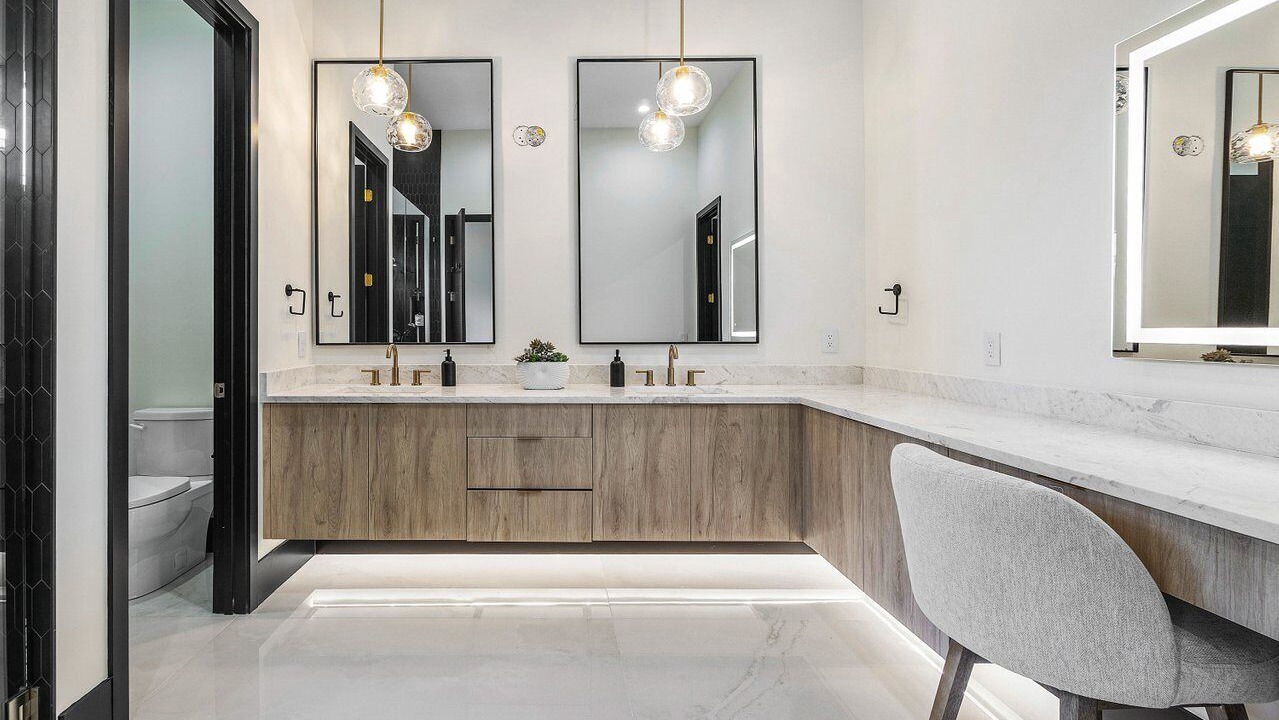 Photo of Bathroom in Juno Beach