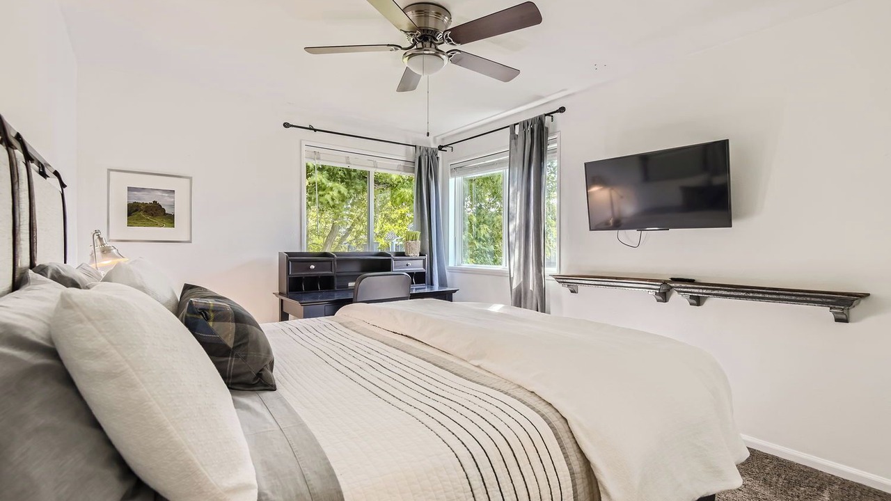 Photo of Bedroom in Englewood