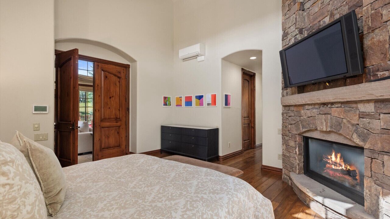 Photo of Bedroom in Snowmass Village