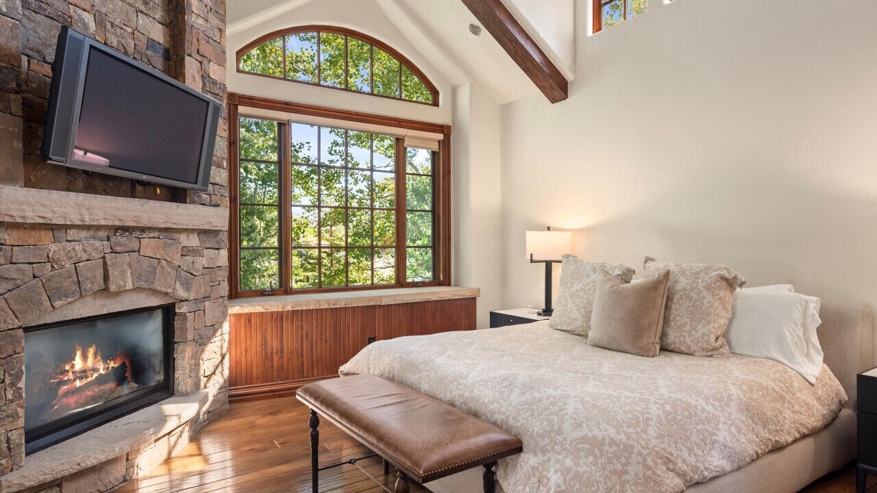 Photo of Bedroom in Snowmass Village