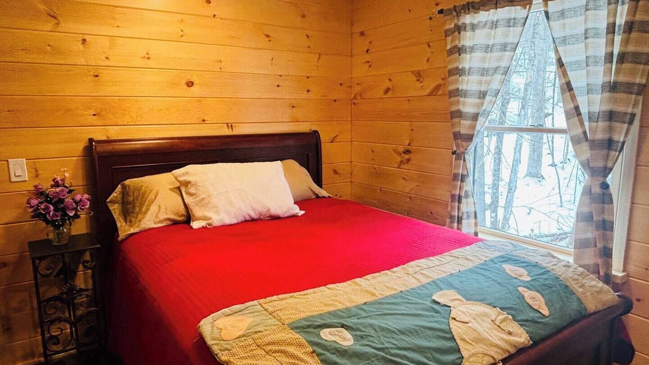 Photo of Bedroom in Bethlehem