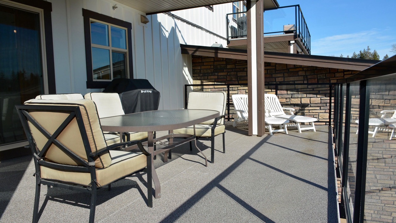 Photo of Outdoor in Yorkson
