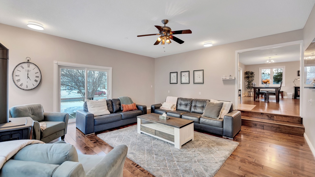 Photo of Livingroom in Sherwood Park