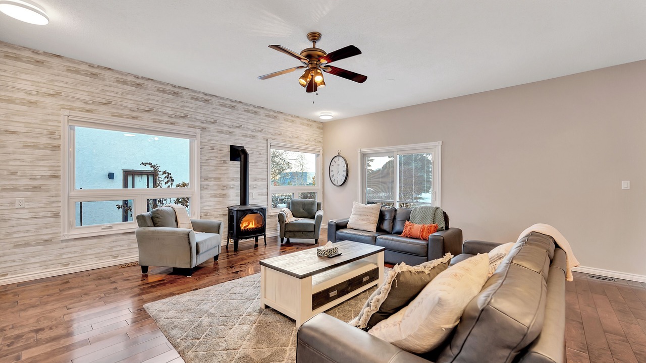 Photo of Livingroom in Sherwood Park