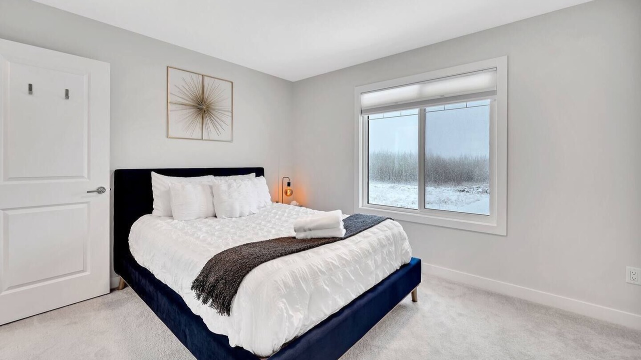 Photo of Bedroom in Division No. 11