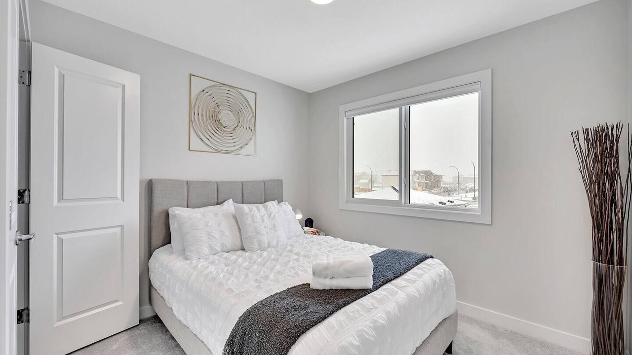 Photo of Bedroom in Division No. 11