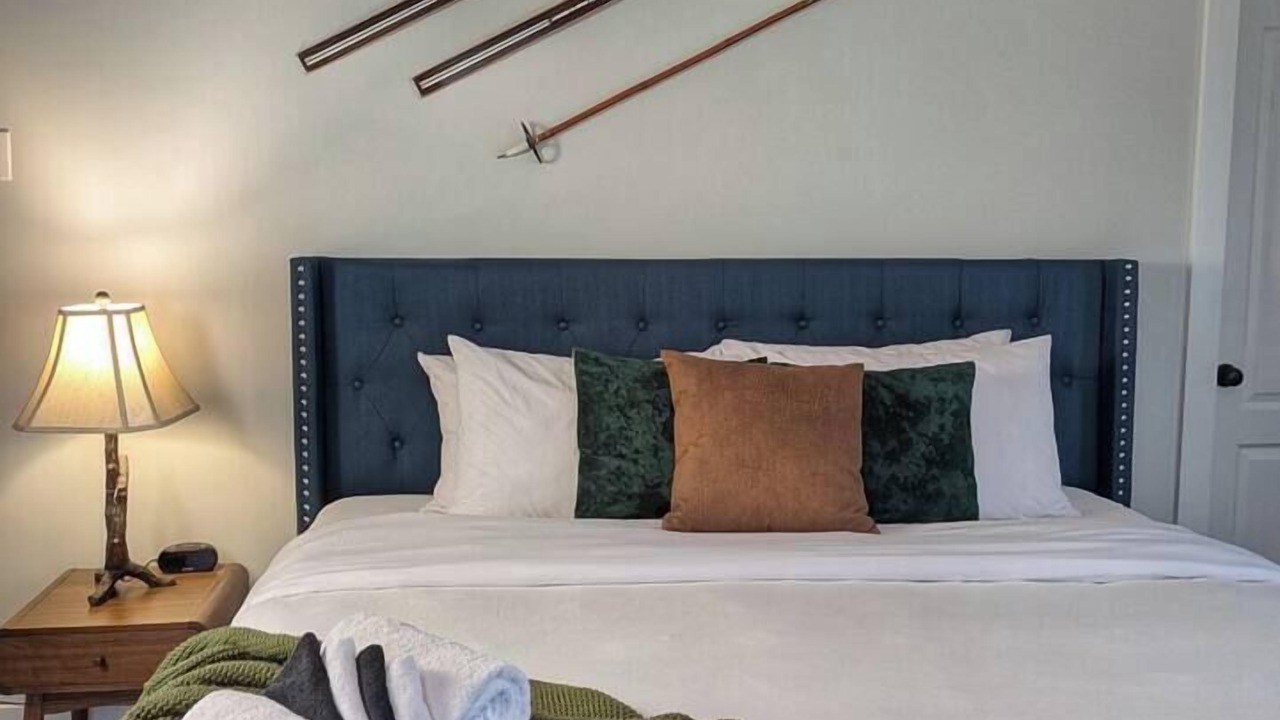 Photo of Bedroom in East Kootenay