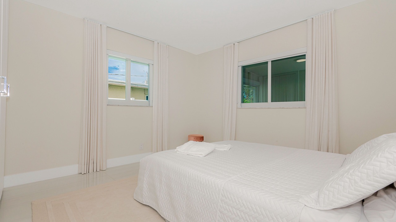 Photo of Bedroom in East Boca Raton