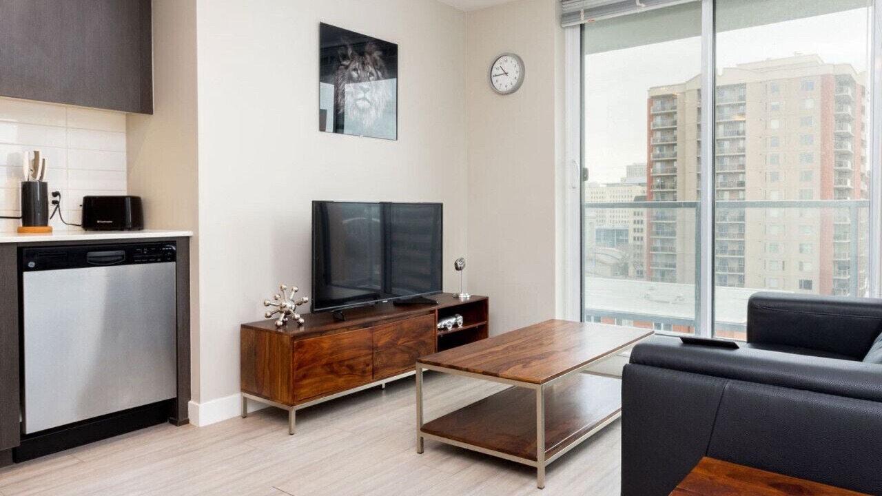 Photo of Livingroom in North Central Edmonton