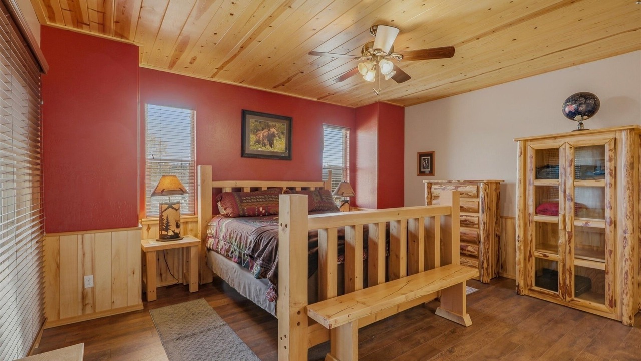 Photo of Bedroom in Pagosa Springs