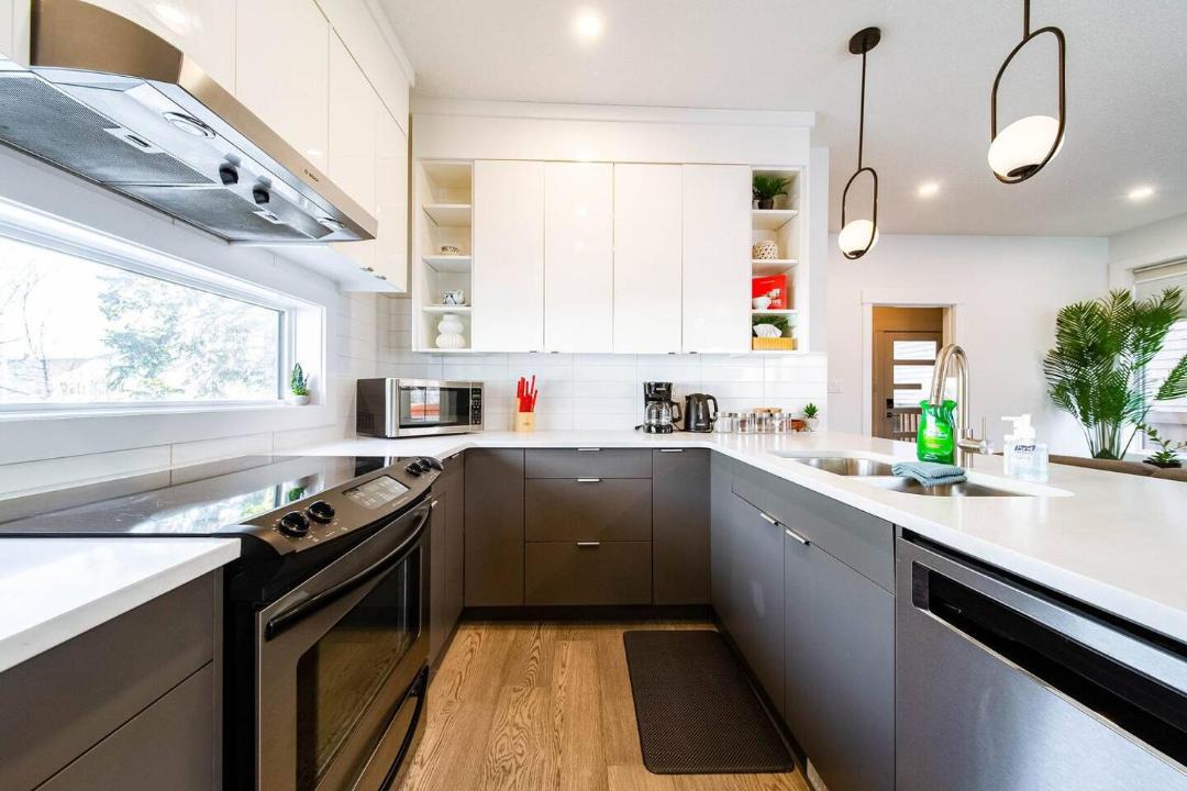 Photo of Others in West Edmonton