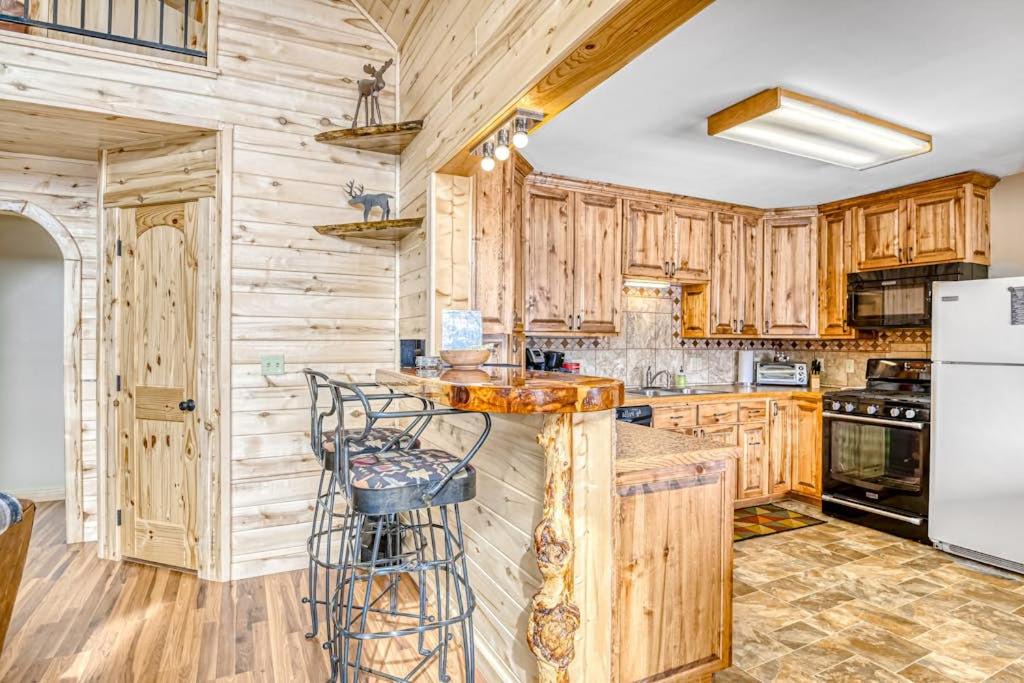 Photo of Kitchen in Alpine Village