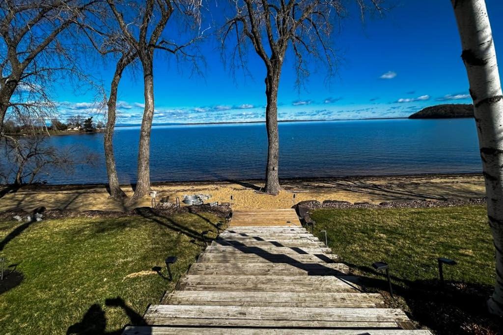 Photo of Others in Malletts Bay