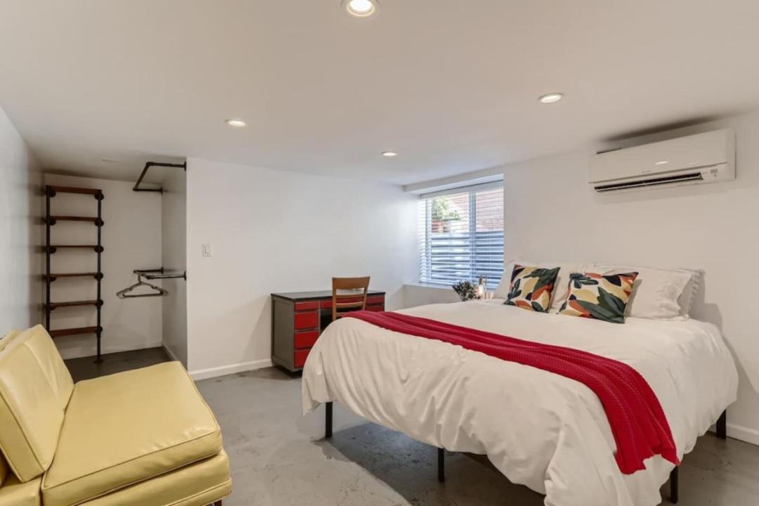 Photo of Bedroom in Cole
